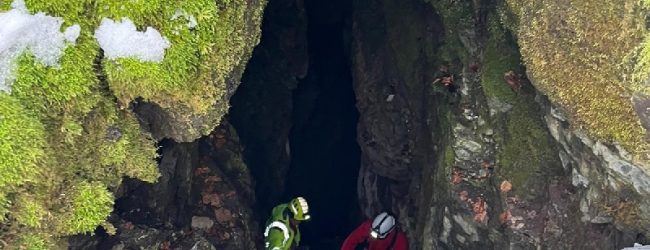 JU Park prirode Velebit provodi akciju čišćenja speleološkog objekta Smetlara 2