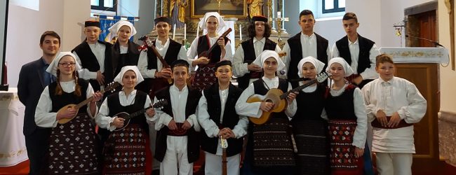 Župa Lešće ugostila je oko 200 sudionika Susreta Hrvatske katoličke mladeži