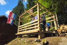 Gromovčani uredili Carevu kuću na Begovači