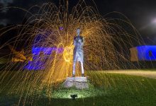 “Tesla Power of Lights” u Gospić dovodi prvi svjetski električni hiperautomobil – Rimčevu Neveru!