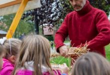 Jesenski festival u Otočcu: Održana radionica izrade malih slamnatih skulptura