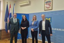 Potpisani ugovori za izradu projekta dogradnje gospićke Gimnazije i Strukovne škole