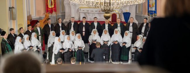 Korizmeni koncert Ansambla LADO u Otočcu