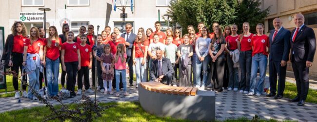 U Gospiću svečano otvoren Park Gradskog društva Crvenog križa