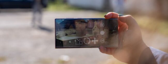 Otočac kroz proširenu stvarnost – spoj baštine i moderne tehnologije oduševio Otočane