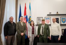 Petry: Nastavljamo s odgovornim upravljanjem prirodnim resursima