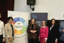 U Otočcu održana edukativna radionica o financijskoj pismenosti za srednjoškolce