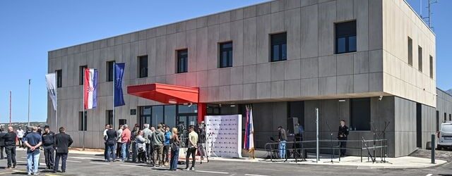 Svečano otvorena nova zgrada Policijske postaje Novalja