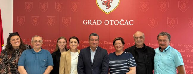 Gradonačelnik Goran Bukovac održao radni sastanak s predstavnicima KUU „Gacka“