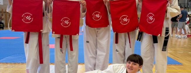 5 NOVIH CRNIH POJASEVA ZA TAEKWONDO KLUB OTOČAC